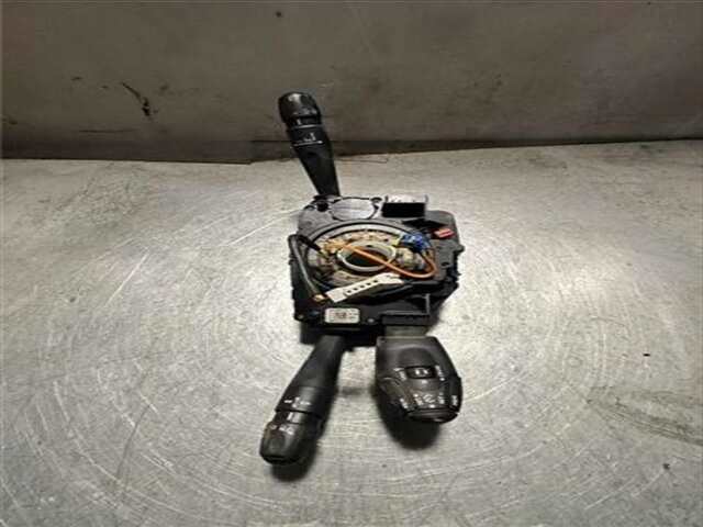 Foto 3ª: Mando Multifuncion Peugeot 308 1.2 STYLE [1.2 LTR. - 81 KW 12V E-THP - PURETECH] [HNZ / EB2DT]