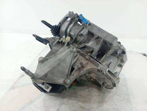 Foto 3ª: Caja Cambios Renault Megane 1.6 16V RT 107CV 79KW I FASE 2 CLASSIC LA..) [K4M700] (2002)