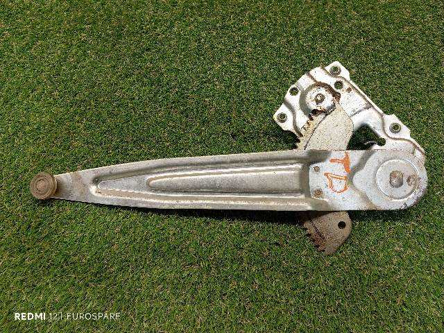 Elevalunas Manual Trasero Derecho Mitsubishi L200 2.5 D 4P CAJA ABIERTA