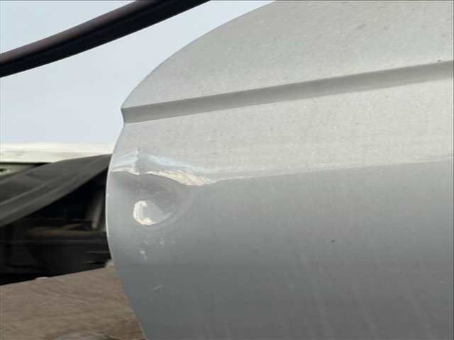 Foto 3ª: Puerta Trasera Izquierda Mercedes Clase C 160 646811 BERLINA (2007)