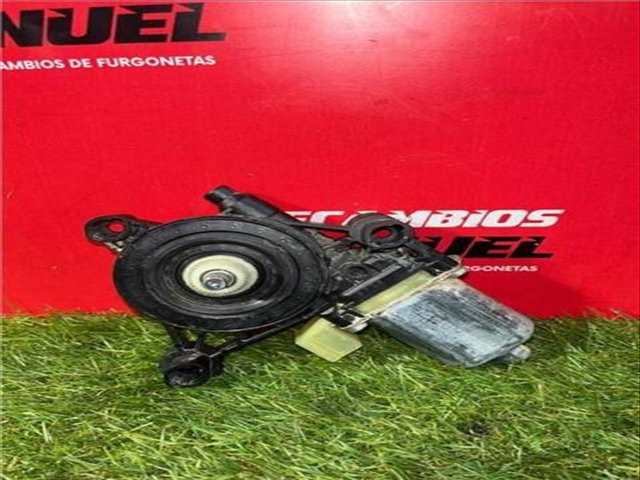 Foto 3ª: Elevalunas Eléctrico Delantero Izquierdo Ford Tourneo 1.5 ACTIVE [1 5 LTR. - 84 KW ECOBOOST CAT] 114CV [DPB] (2023)