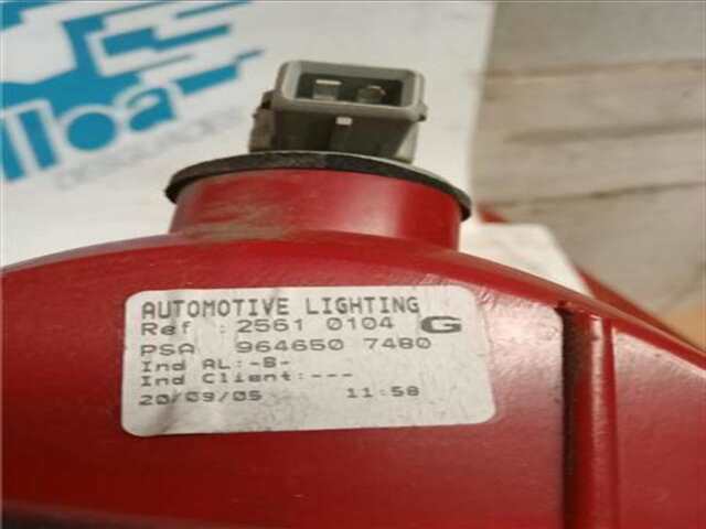 Foto 3ª: Faro Antiniebla Trasero Izquierdo Peugeot 407 2.0 HDI 135 [RHR (DW10BTED4)]
