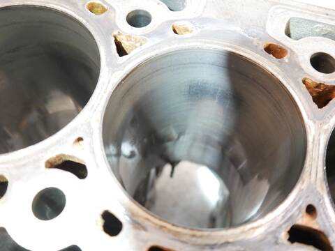 Bloque Motor Ford Transit 130 CV 96KW