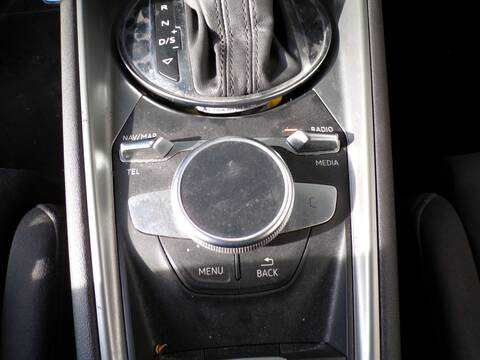 Foto 2ª: Sistema Audio Radio CD Audi Tt CHH COUPE (2015)