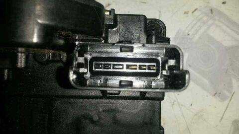 Foto 2ª: Cerradura Puerta Delantera Derecha Nissan Navara DOUBLE CAB SE 4X4 190CV 140KW [YD25] (2011)