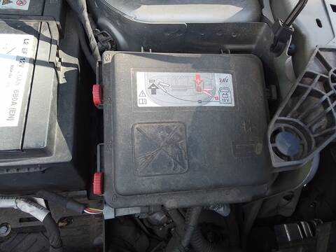 Foto 4ª: Caja Reles Fusibles Opel Corsa EDITION 101CV 74KW [HN05] (2020)