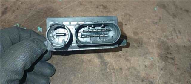 Foto 3ª: Modulo Encendido Bmw Serie 3 315 3.0 330D EDITION ADVANCE [3.0 LTR. - 150 KW TURBODIESEL] [M57N 306 D2]