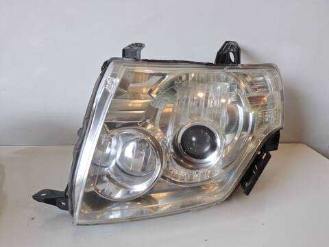 Faro Izquierdo Mitsubishi Montero 3.2 DI-D KAITEKI 5-PTAS.) 190CV