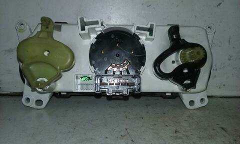 Foto 2ª: Mando Calefacción A. A. Jeep Compass LIMITED 140CV 103KW [BYL] (2006)