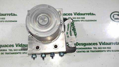 Foto 2ª: Abs Mercedes Clase V 200 136CV 100KW (2014)