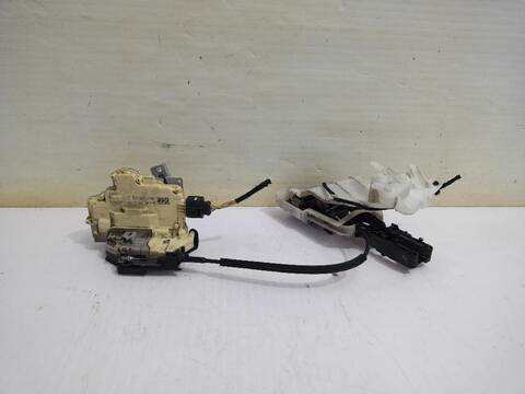 Cerradura Puerta Delantera Derecha Volkswagen Passat INDIVIDUAL 140CV