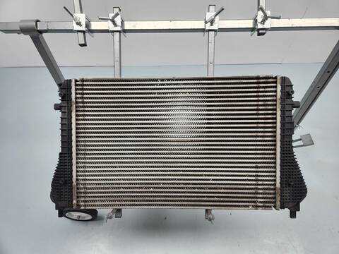 Foto 4ª: Intercooler Volkswagen Tiguan ADVANCE BLUEMOTION 140CV 103KW [CFFB] (2010)