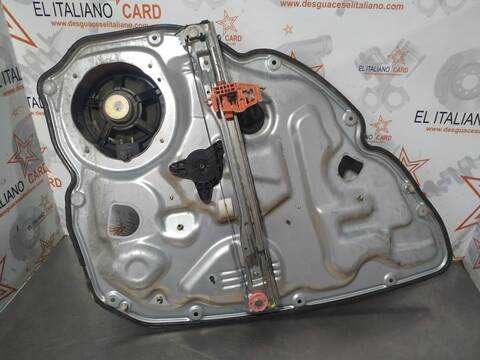 Foto 3ª: Elevalunas Eléctrico Trasero Derecho Fiat Croma 1.9 16V MULTIJET DYNAMIC 150CV 110KW [939A2000] (2005)