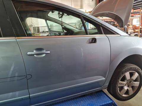 Puerta Delantera Derecha Peugeot 5008 PREMIUM 150CV 110KW