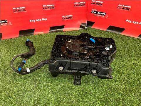 Foto 3ª: Deposito AdBlue Renault Trafic M9R Z7 170CV 125KW FURGON (2023)