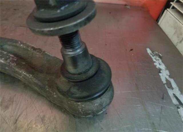 Foto 3ª: Brazo Suspension Delantero Derecho Audi A6 1.9 TDI [AWX]