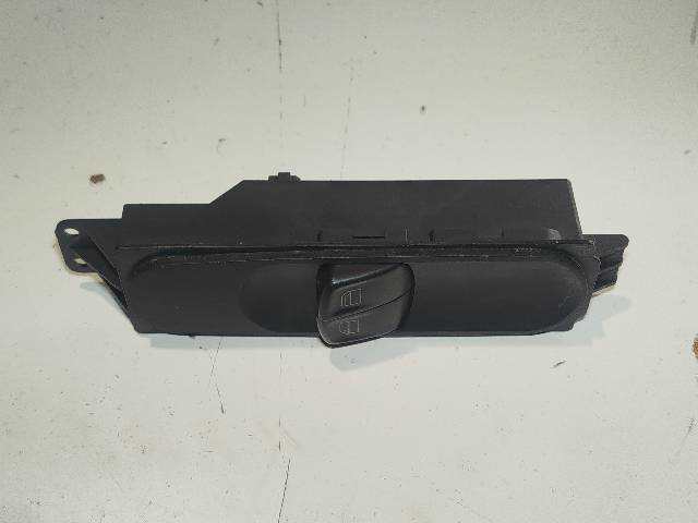 Foto 3ª: Botonera Elevalunas Mercedes Vito 2.2 D CDI W639 [646980] (2010)