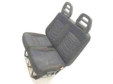 Foto 2ª: Asiento Delantero Derecho Iveco Daily 2.3 D 156CV 97KW [F1AFL411B] (2014)