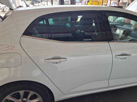 Puerta Trasera Derecha Renault Megane EXPERIENCE BERLINA 132CV 97KW IV BERLINA 5P