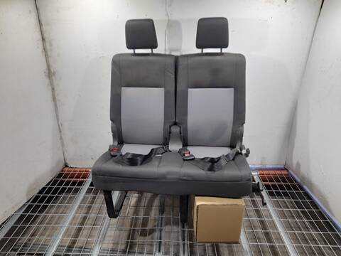Asientos Traseros Toyota Hiace VERSION INDEFINIDA