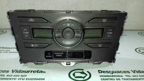 Mando Climatizador Toyota Auris 1.4 16V CAT 97CV 71KW