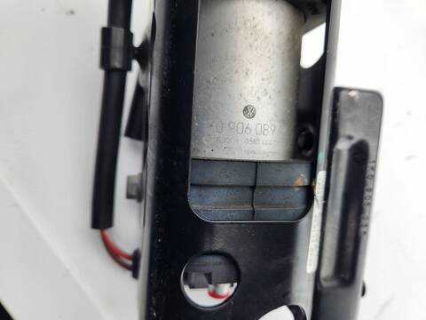 Foto 2ª: Bomba Combustible Audi A3 2.0 TDI AMBIENTE 140CV 103KW [CFFB] (2003)