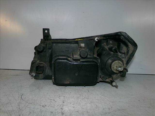 Foto 2ª: Faro Derecho Ford Transit 2.4 TDCI 2000-2006 [H9FA] (2004)