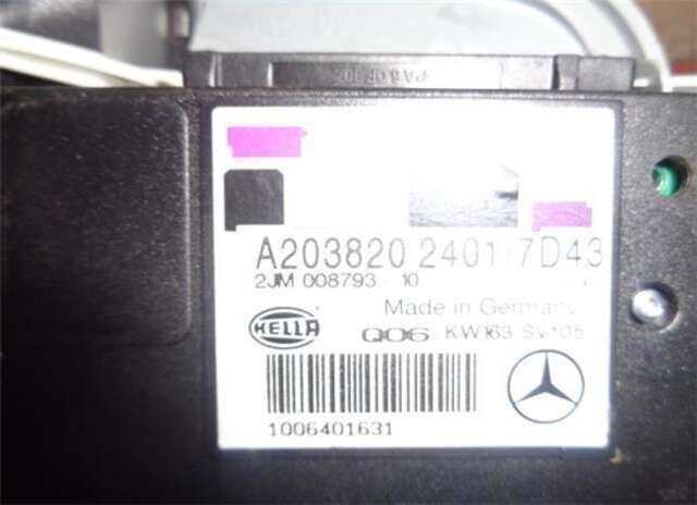 Foto 3ª: Luz Interior Mercedes Clase C 160 2.2 220 CDI (203.006) [2.2 LTR. - 105 KW CDI CAT] [OM 611.962]