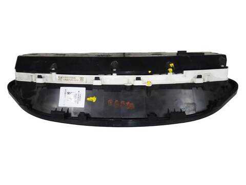 Foto 3ª: Cuadro de Instrumentos Toyota Yaris 1.4 D-4D NLP90_ NLP90R) (2005)