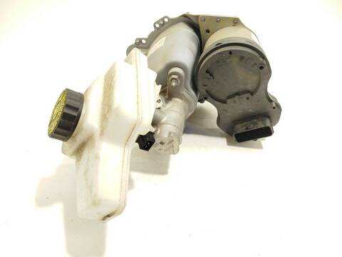 Foto 4ª: Servofreno Toyota Yaris 1.5 MXPB10) 125CV 92KW [M15A] (2023)