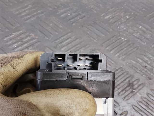 Foto 3ª: Botonera Elevalunas Peugeot 206 + 1.1 G (2009)