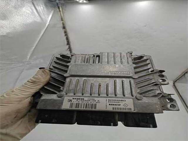 Centralita Motor ECU Renault Megane 1.5 LUXE DYNAMIQUE [1.5 LTR. - 78 KW DCI DIESEL] II BERLINA 5P (10.2002-_)
