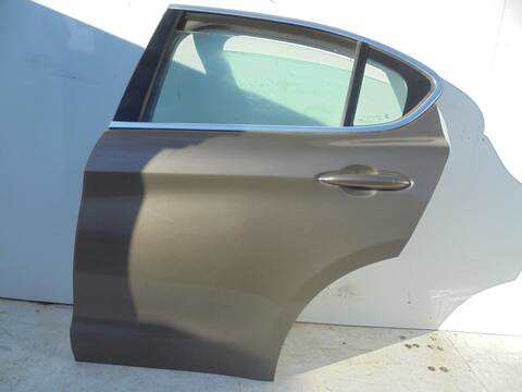 Puerta Trasera Izquierda Alfa Romeo Stelvio EXECUTIVE 4WD 209CV 154KW