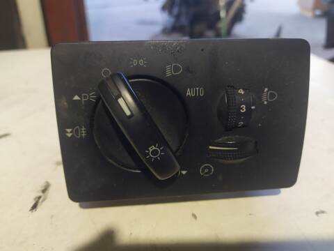 Mando Luces Ford Focus KKDA BERLINA
