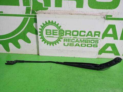 Foto 3ª: Brazo Limpia Delantero Derecho Volkswagen T-Roc BASIS 110CV [DLAA] (2021)
