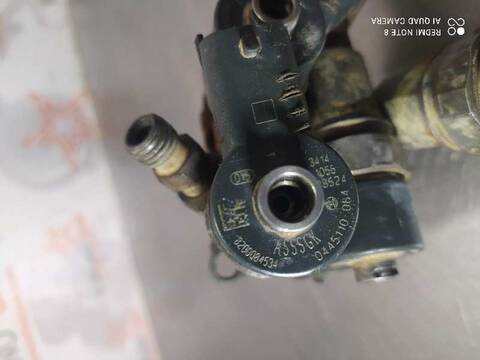 Foto 2ª: Inyectores Renault Laguna 2.2 DCI TD FAP CAT GRANDTOUR 140CV 102KW