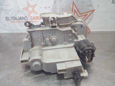 Foto 3ª: Cerradura Puerta Delantera Derecha Lancia Delta STEEL 105CV 77KW [944A3000] (2011)