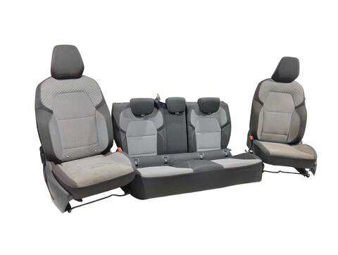 Asientos Traseros Renault Clio EVOLUTION 1 TCE BIVALENT GASOLINA - GPL 101CV