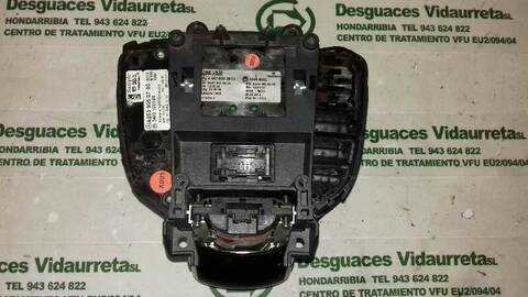 Foto 2ª: Mando Multifuncion Mercedes Clase V 200 136CV 100KW (2014)