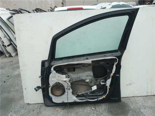 Foto 2ª: Puerta Delantera Derecha Fiat Linea 1.3 D MULTIJET [199 A3.000]