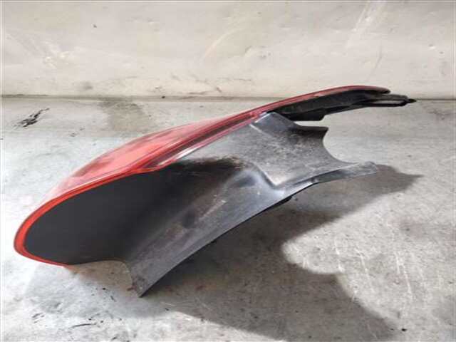 Foto 3ª: Piloto Trasero Izquierdo Peugeot 2008 1.5 ACTIVE [1.5 LTR. - 75 KW BLUE-HDI FAP] [YH01]