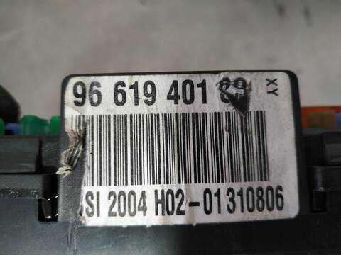 Foto 4ª: Caja Reles Fusibles Peugeot 407 PREMIUM 204CV 150KW [UHZ] (2006)