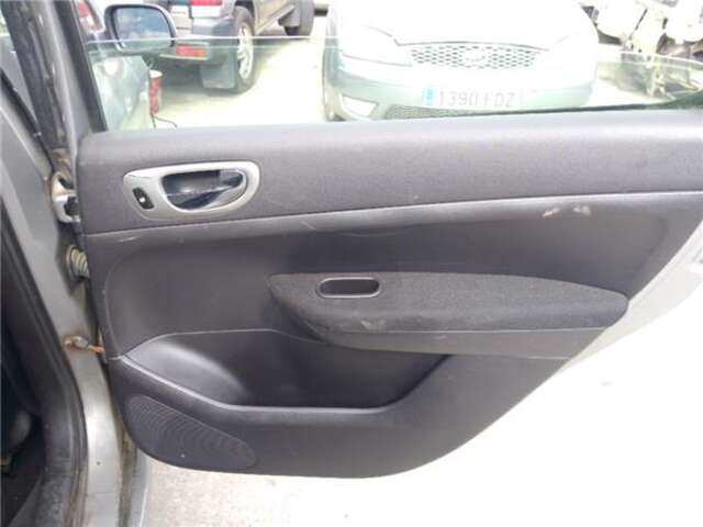 Foto 3ª: Puerta Trasera Derecha Peugeot 307 1.6 16V [NFU (TU5JP4)]