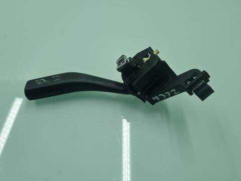Mando Multifuncion Volkswagen Golf 1.6 TDI DPF 105CV 77KW
