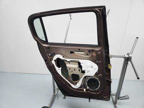 Foto 2ª: Puerta Trasera Izquierda Peugeot 308 ACTIVE 120CV 88KW [BH01] (2014)