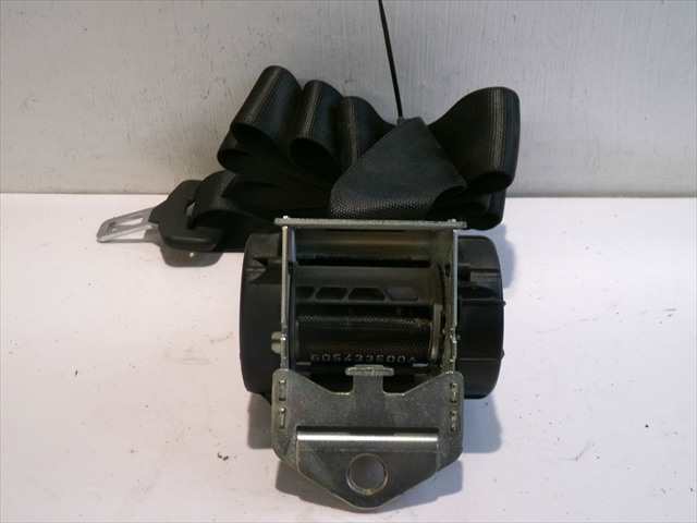 Foto 2ª: Cinturón Trasero Izquierdo Bmw Serie 1 120 2.0 D E82 COUPE 2007-2013 [N47D20C] (2009)