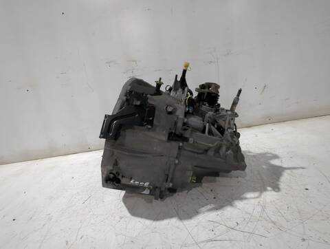 Foto 2ª: Caja Cambios Renault Megane 1.9 DCI BM0G CM0G) 120CV 88KW II BM0/1_ CM0/1_) [F9Q 800]