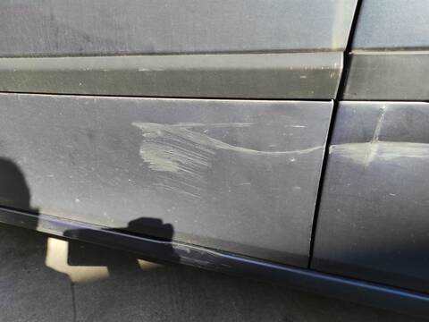 Foto 2ª: Puerta Delantera Izquierda Renault Clio K9K766 (2005)