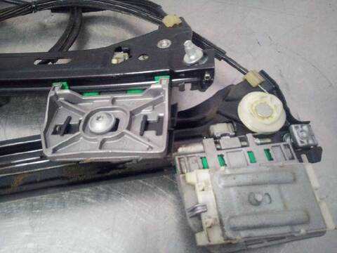 Foto 3ª: Elevalunas Eléctrico Delantero Derecho Audi A5 2.0 TDI 105KW) 143CV [CAGA] (2010)