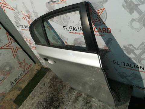 Foto 2ª: Puerta Trasera Derecha Bmw Serie 1 114 118D BERLINA 143CV 105KW [N47D20C] (2009)